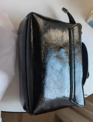 Borsa a tracolla stile chiodo Nana