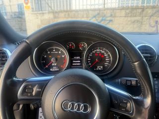 Audi TT 2012