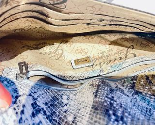 Bolso Guess Serpiente Multicolor