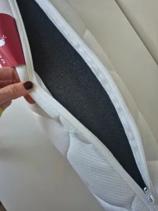 Cojín antivuelco desenfundable