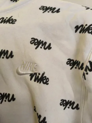 Sudadera con capucha Nike Talla S Negra y Blanca