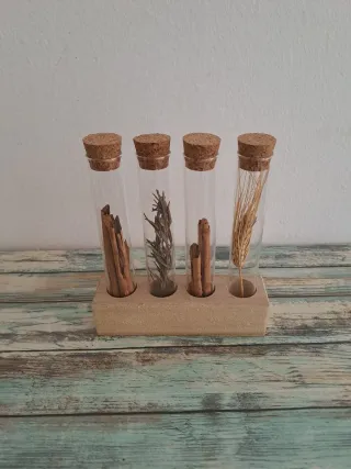 Especiero. Soporte madera y tubos