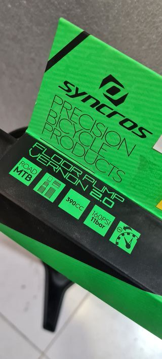 Bomba de pie Syncros