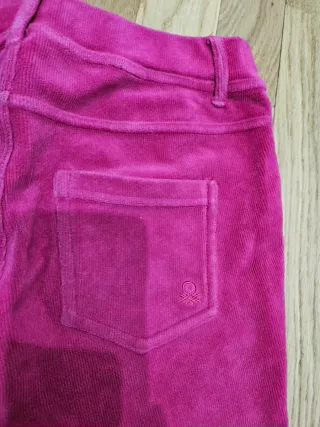 Pantalón Benetton pana niña elástico rosa