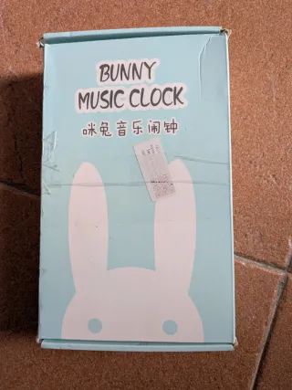 Reloj musical conejito - nunca usado