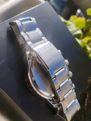 Reloj Seiko Solar Chronograph V175-0CH0