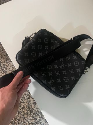 Bandolera Louis Vuitton Negra