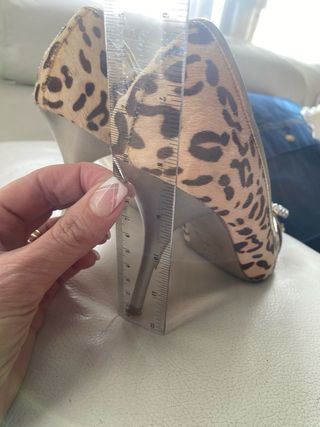 Zapatos tacón animal print Karen Millen T.39