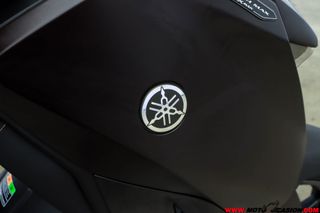 YAMAHA X-MAX 125 TECH MAX -APTA B Y A1-