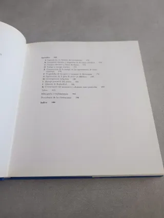 PARTÍCULAS SUBATÓMICAS. STEVEN WEINBERG