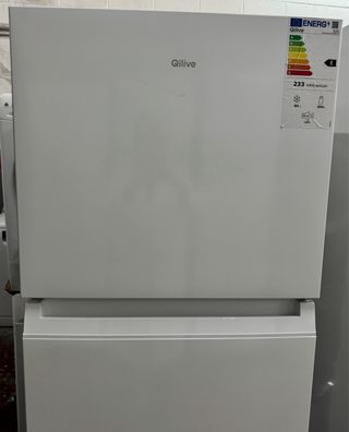 NEVERA DOS PUERTAS QILIVE NUEVA CON TARA