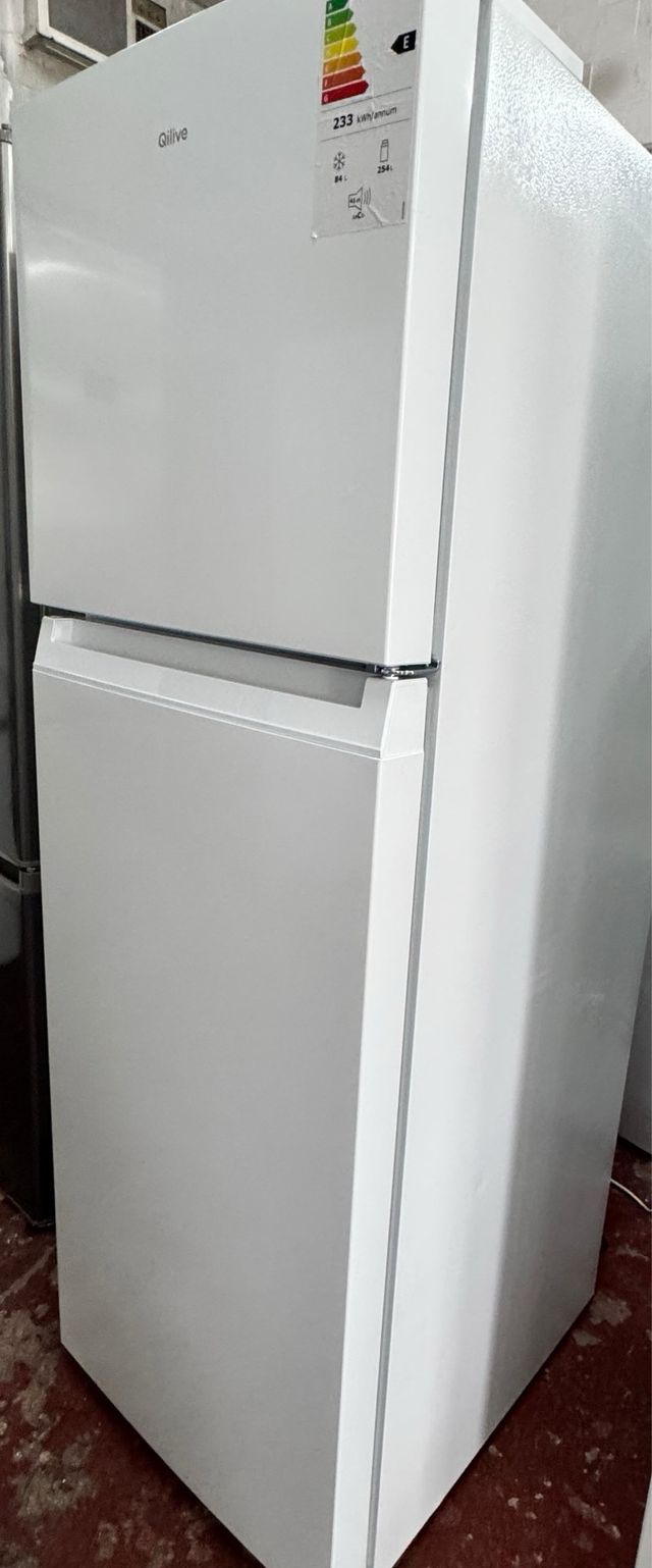 NEVERA DOS PUERTAS QILIVE  NUEVA CON TARA