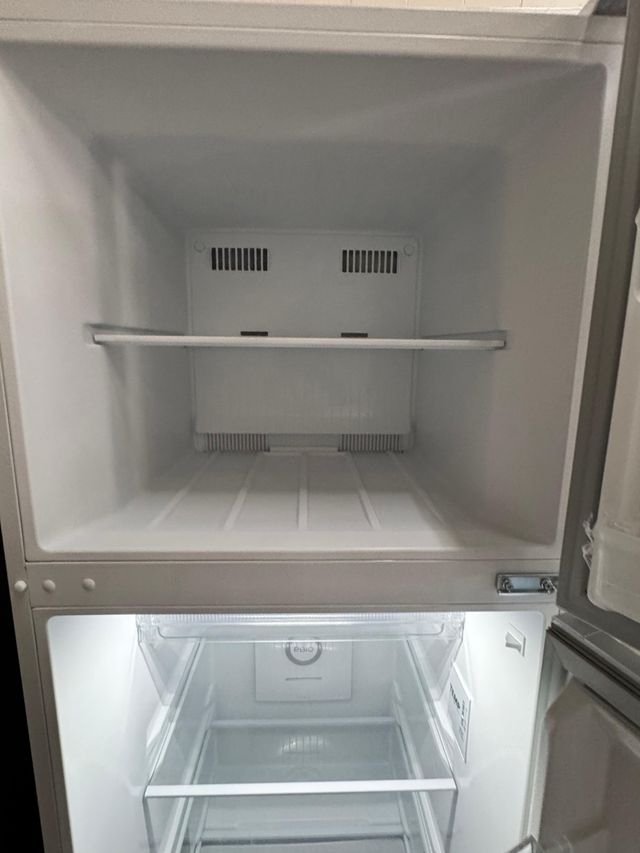 NEVERA DOS PUERTAS QILIVE  NUEVA CON TARA