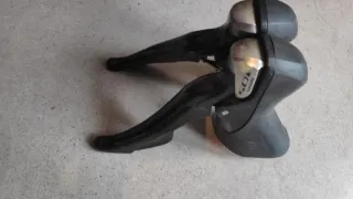 Manetas Shimano 105 2x11v