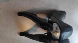 Manetas Shimano 105 2x11v