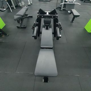 Macchinari da palestra nuovi e di seconda mano