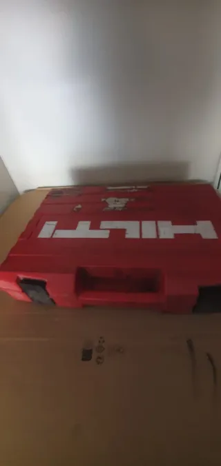 Maletín Hilti Rojo