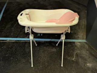 Bañera para bebé con soporte