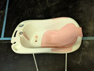 Bañera para bebé con soporte