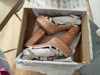 Sandalias Unisa Valor LMT Platino Talla 36