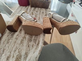 Sandalias Unisa Valor LMT Platino Talla 36