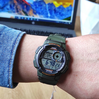 Orologio Casio World Time Verde