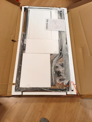 Escritorio MERICONIA para ordenador