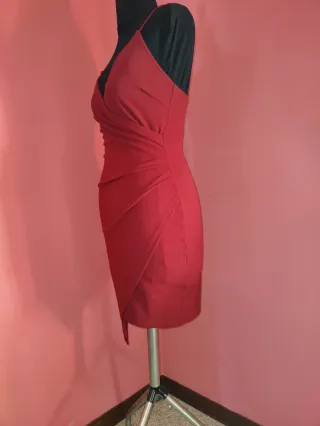 Vestito corto rosso con drappeggio