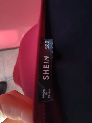 Vestito corto rosso con drappeggio