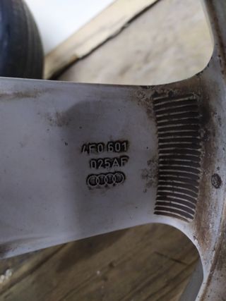 Llantas Audi 17” OEM Originales