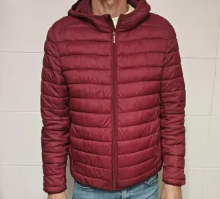 Anorak chico con capucha