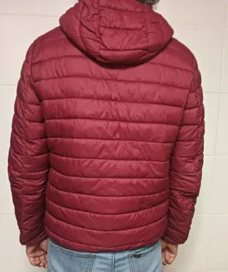 Anorak chico con capucha