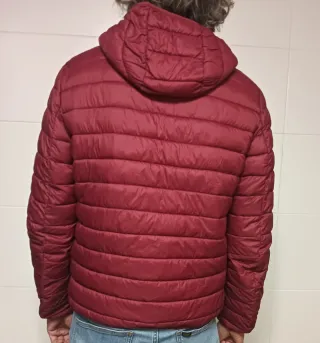 Anorak chico con capucha