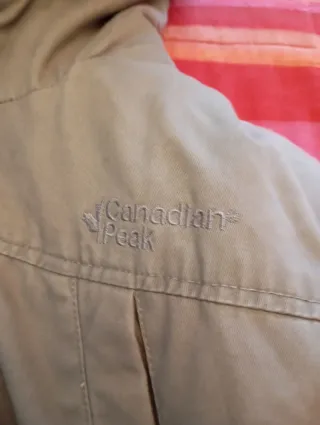 Abrigo Canadian Peak Gris