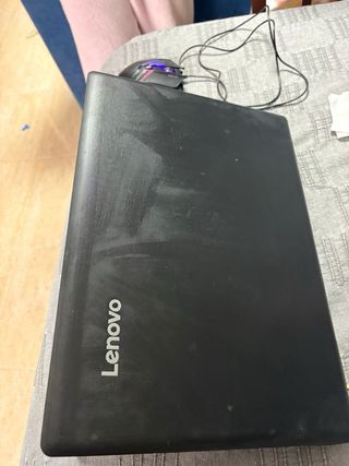 Ordenador portátil Lenovo negro
