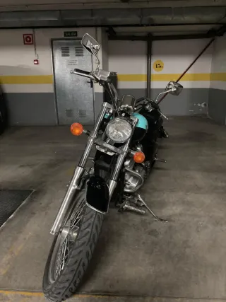Honda Shadow VT 600 Custom
