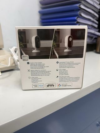 Cámara Arlo Essential Indoor 2nd Gen