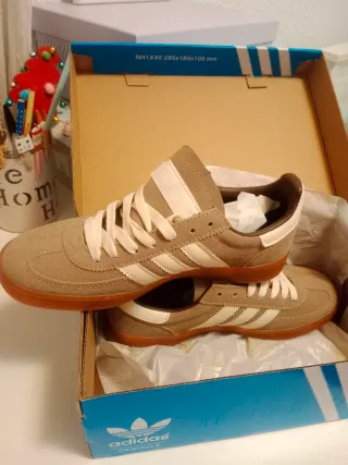 Adidas Beige/Marrón Talla 38