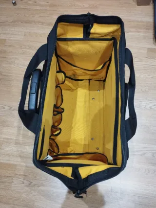 Maleta DeWalt con ruedas para herramientas