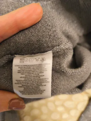 Pullover collo v argento