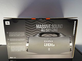 JBL Boombox 4