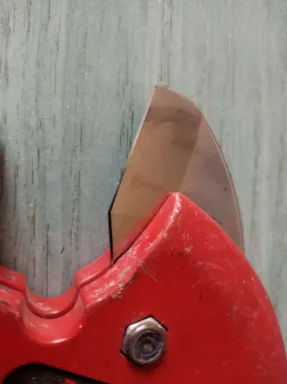 Tijera Cortatubos PVC Virax Roja