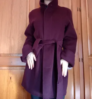 Abrigo Zara Lana Burdeos/Berenjena Talla XS