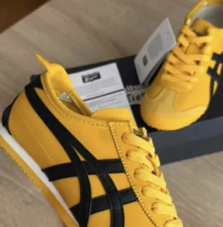 Zapatillas Onitsuka Tiger Amarillas y Negras