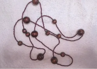 Collane di perline in legno e pietra