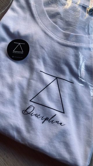 White T-shirt DISCIPLINA