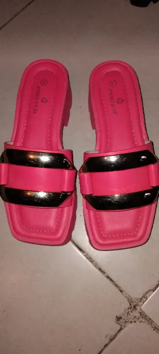 Sandalias ETIBRO SHOES mujer negras y rosas