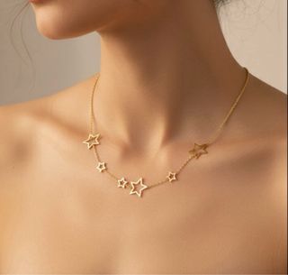 Collar de oro de estrallas( baño de oro18k)
