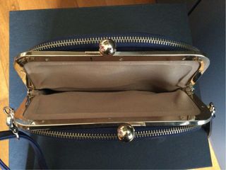 Bellissima borsa blu a tracolla