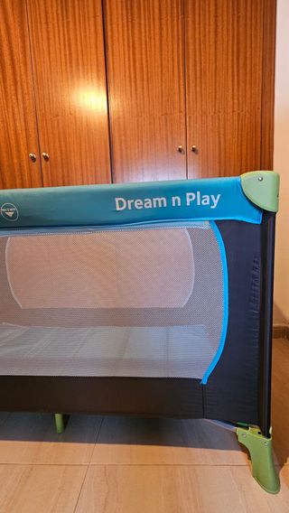 Cuna de viaje Hauck con colchón